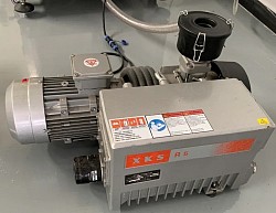 Vacuum pump